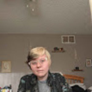 Meet your Posher, Lana